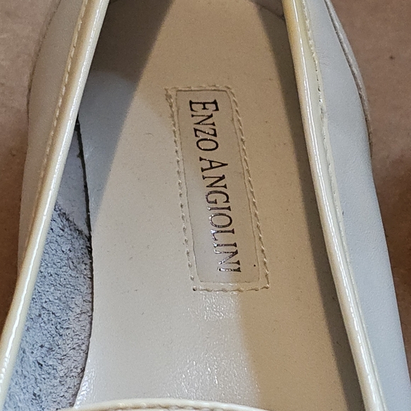 Enzo Angiolini Leather Two-tone Loafers - Picture 10 of 11